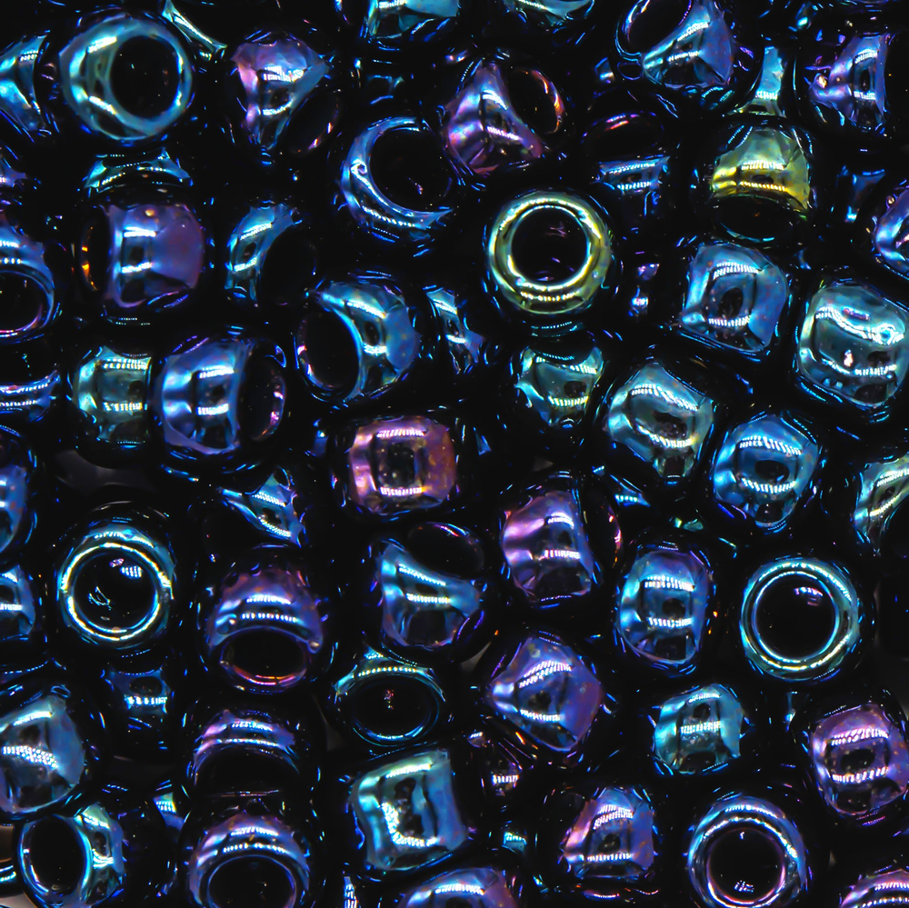 Японский бисер TOHO Round 6/0 (№82), металлизированный, непрозрачный глянцевый