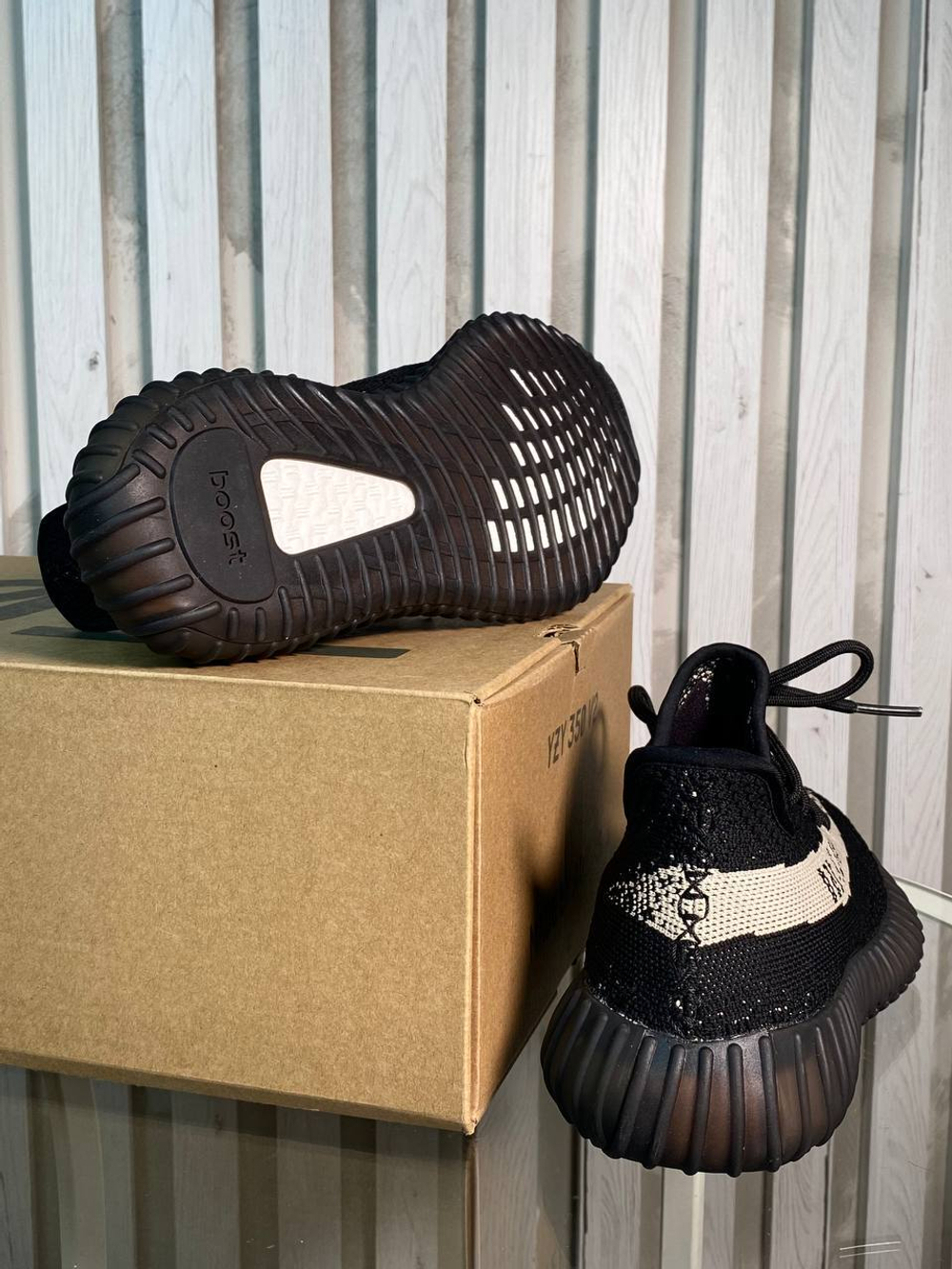 Кроссовки Adidas