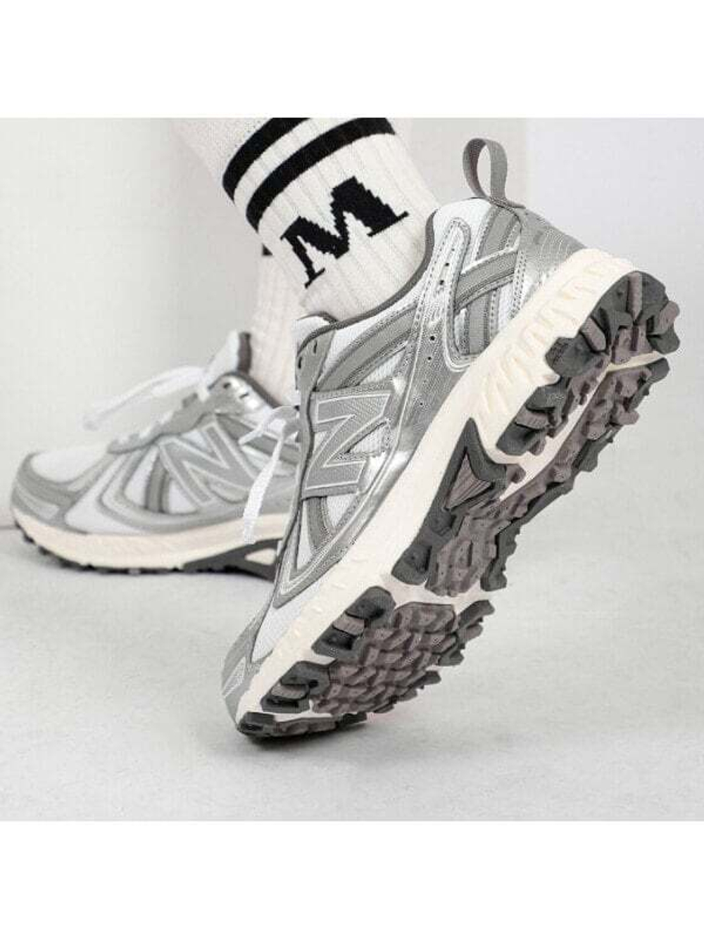 Кроссовки New Balance 410 Wide White Silver