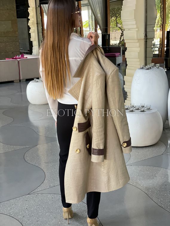 Пальто из натуральной кожи крокодила JT-101