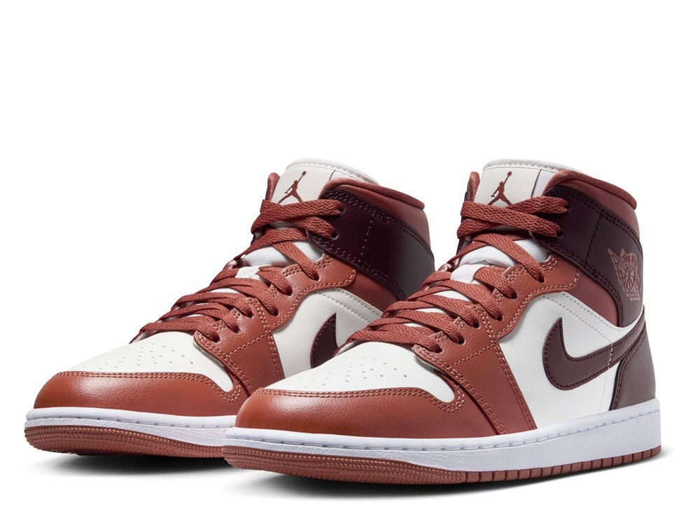 Баскетбольные кроссовки Air Jordan 1 Mid Brown shoes