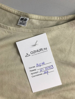 Футболка Uniqlo свободного кроя, маркировка S, визуально на 44 размер