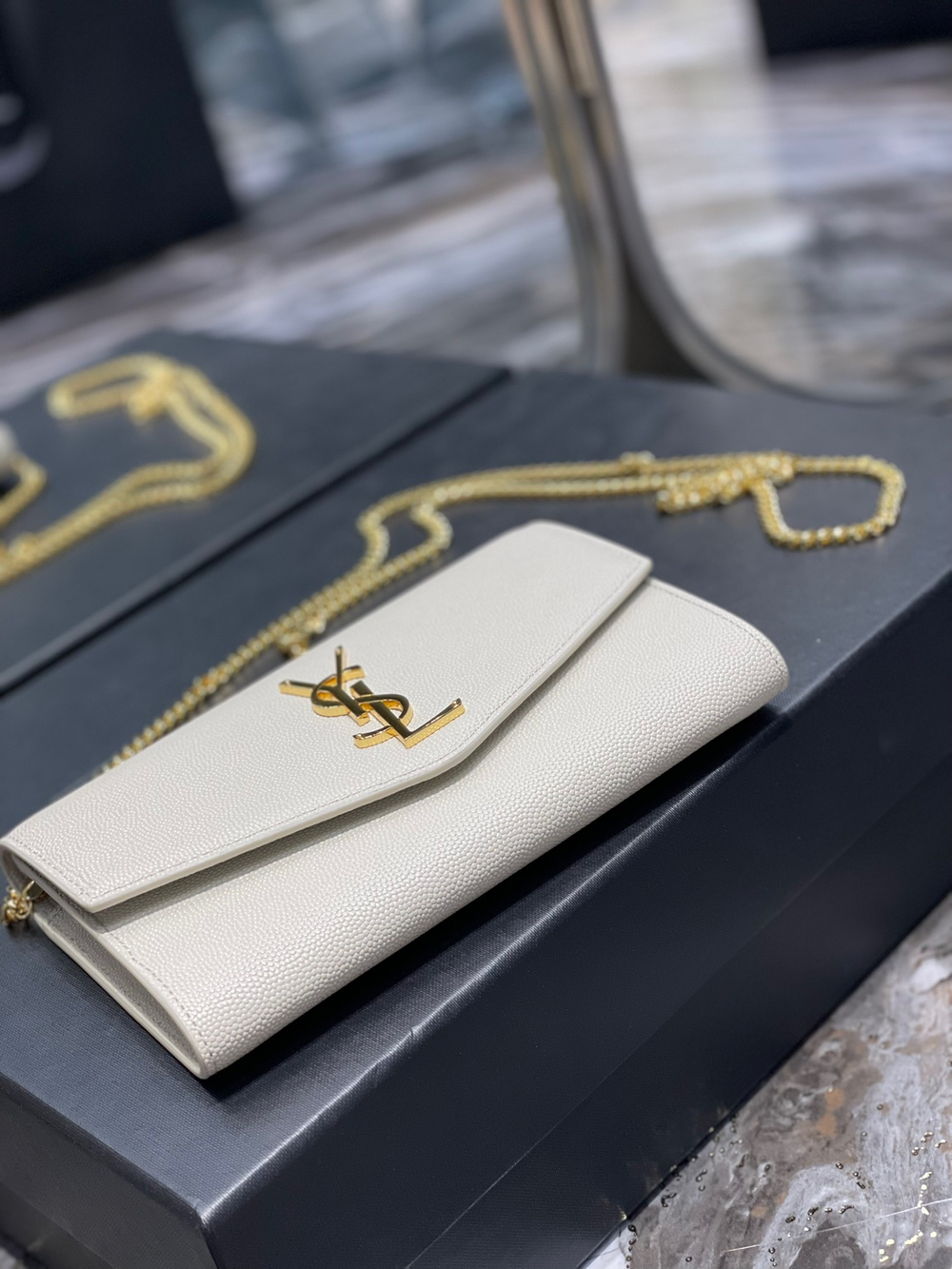 Saint Laurent Uptown Chain Wallet 19 cm
