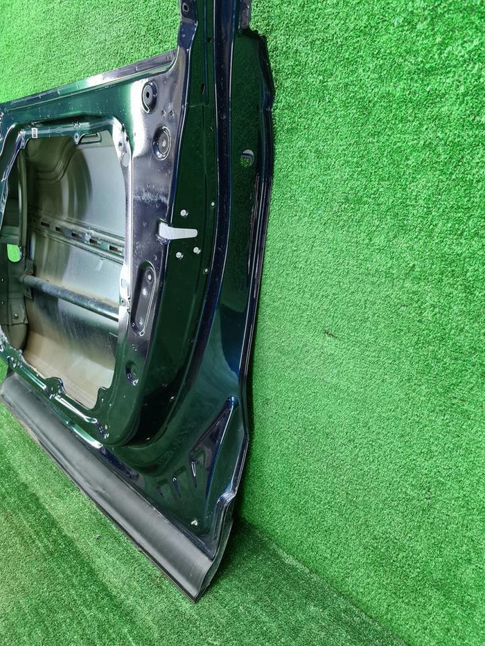 Дверь передняя правая Genesis GV70 (2020-н.в.)