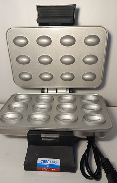 Электровафельница Орешница