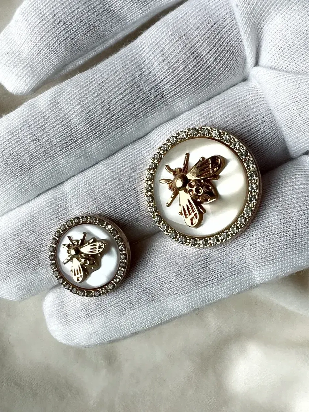 Декоративные металлические пуговицы Жуки-Пчела