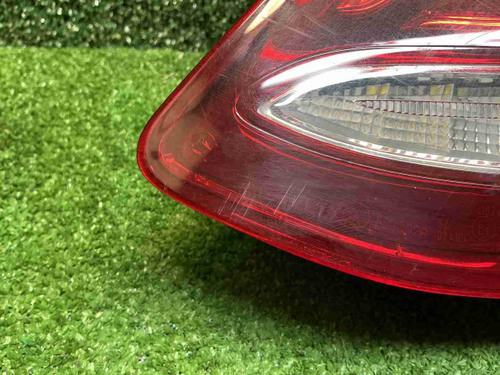 Фонарь правый Mercedes E W213 (2016-2021)