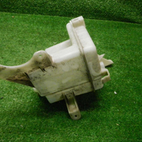 Бачок омывателя Toyota Auris 1 (06-12)