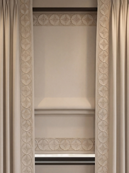 Комплект штор из ткани Aisa арт. Lux Blackout col. 21 с декоративным бордюром Nope Pampas-005