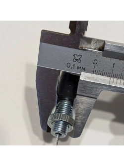 - Трос газа 970мм красный