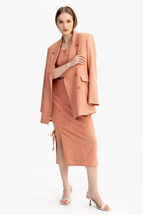 Платье с разрезом из смесового льна