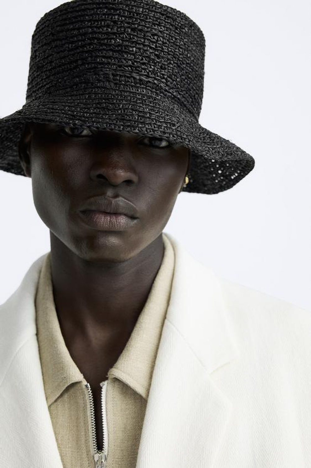 ZARA ШЛЯПА ИЗ РАФИИ, ЧЕРНЫЙ