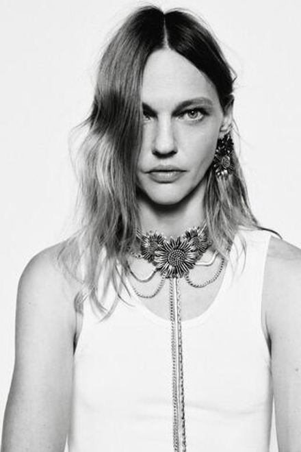 ZARA ОЖЕРЕЛЬЕ С ЦВЕТКОМ, СЕРЕБРИСТЫЙ