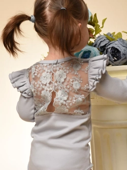 Боди с кружевной спинкой