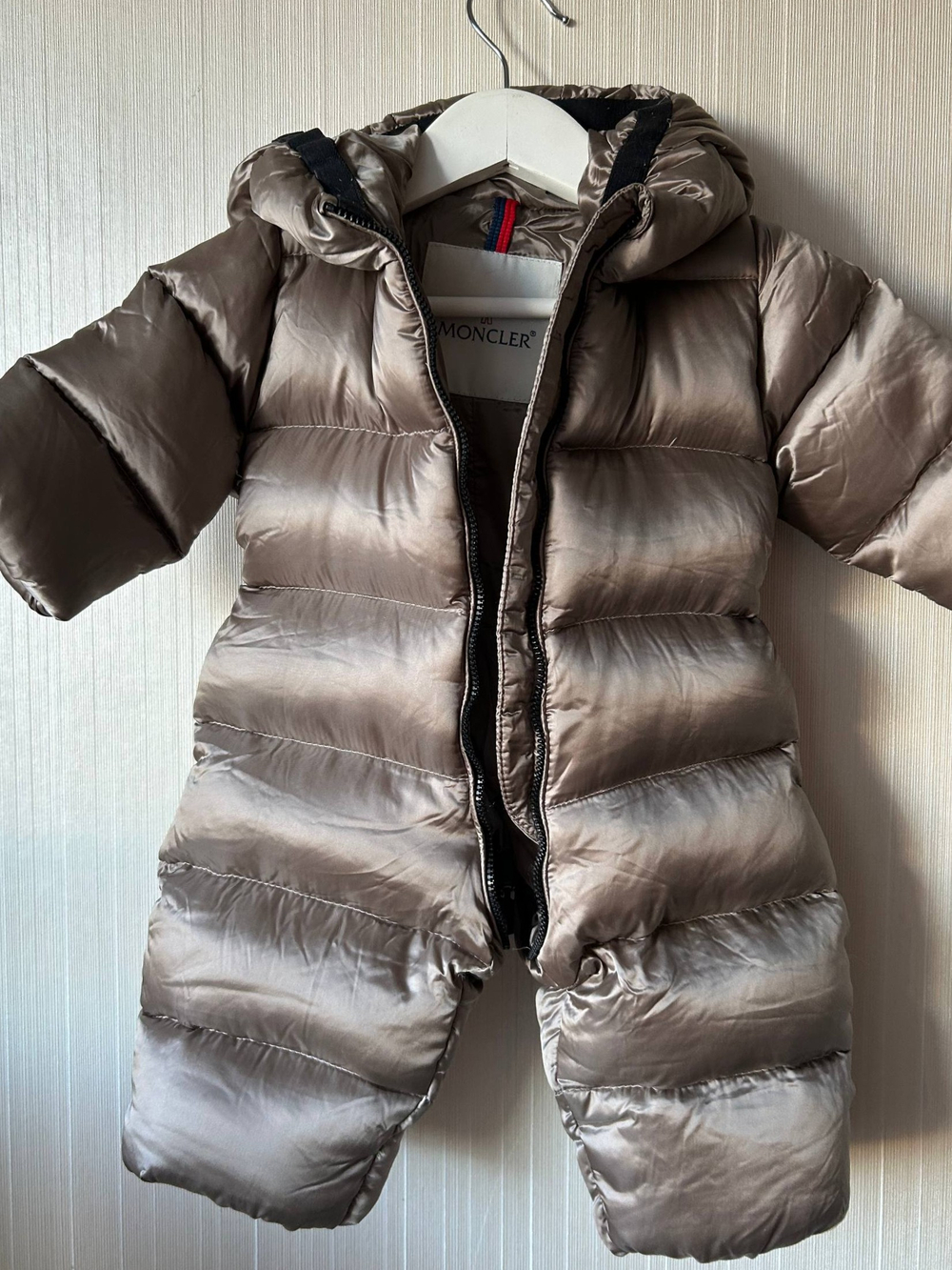 Комбинезон Moncler