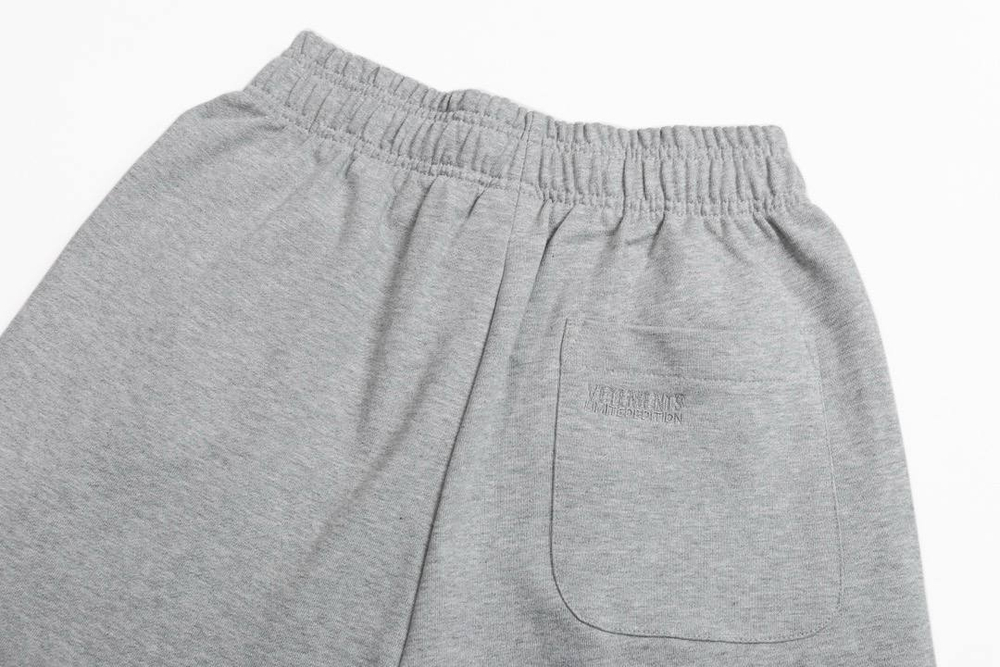 Спортивные штаны Vetements
