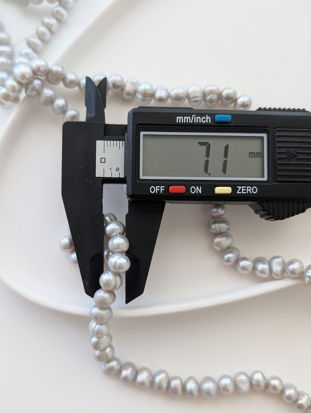 Жемчуг натуральный серый ~ 7мм