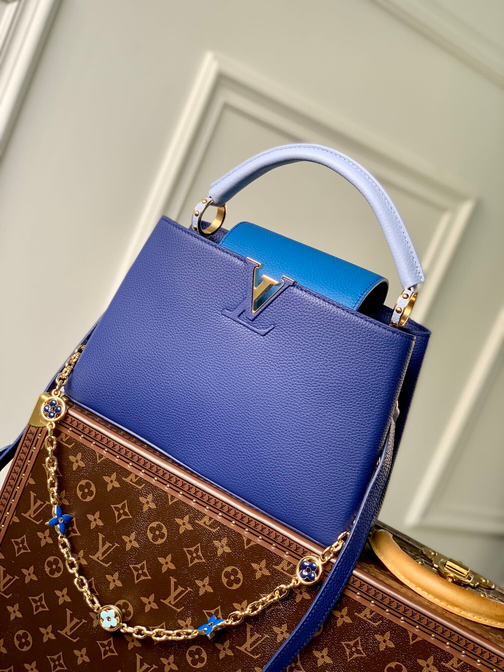 Louis Vuitton Capucines MM