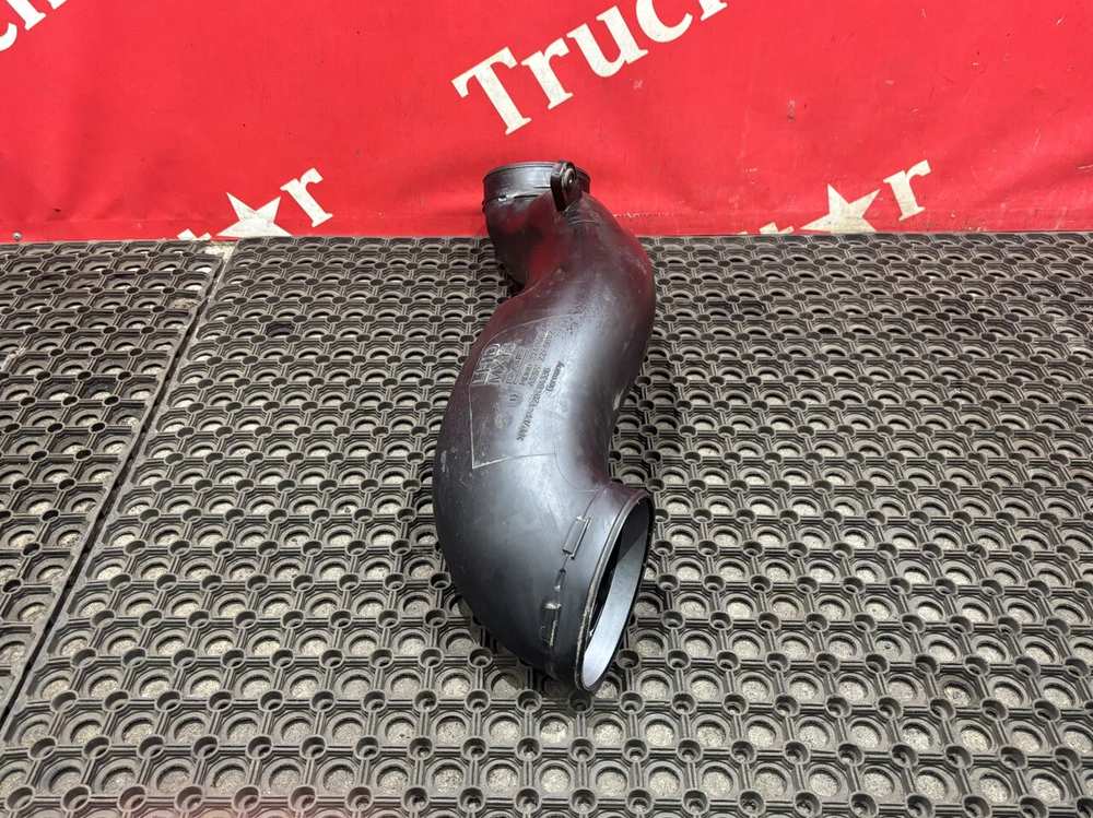 Патрубок воздушного фильтра 2023г