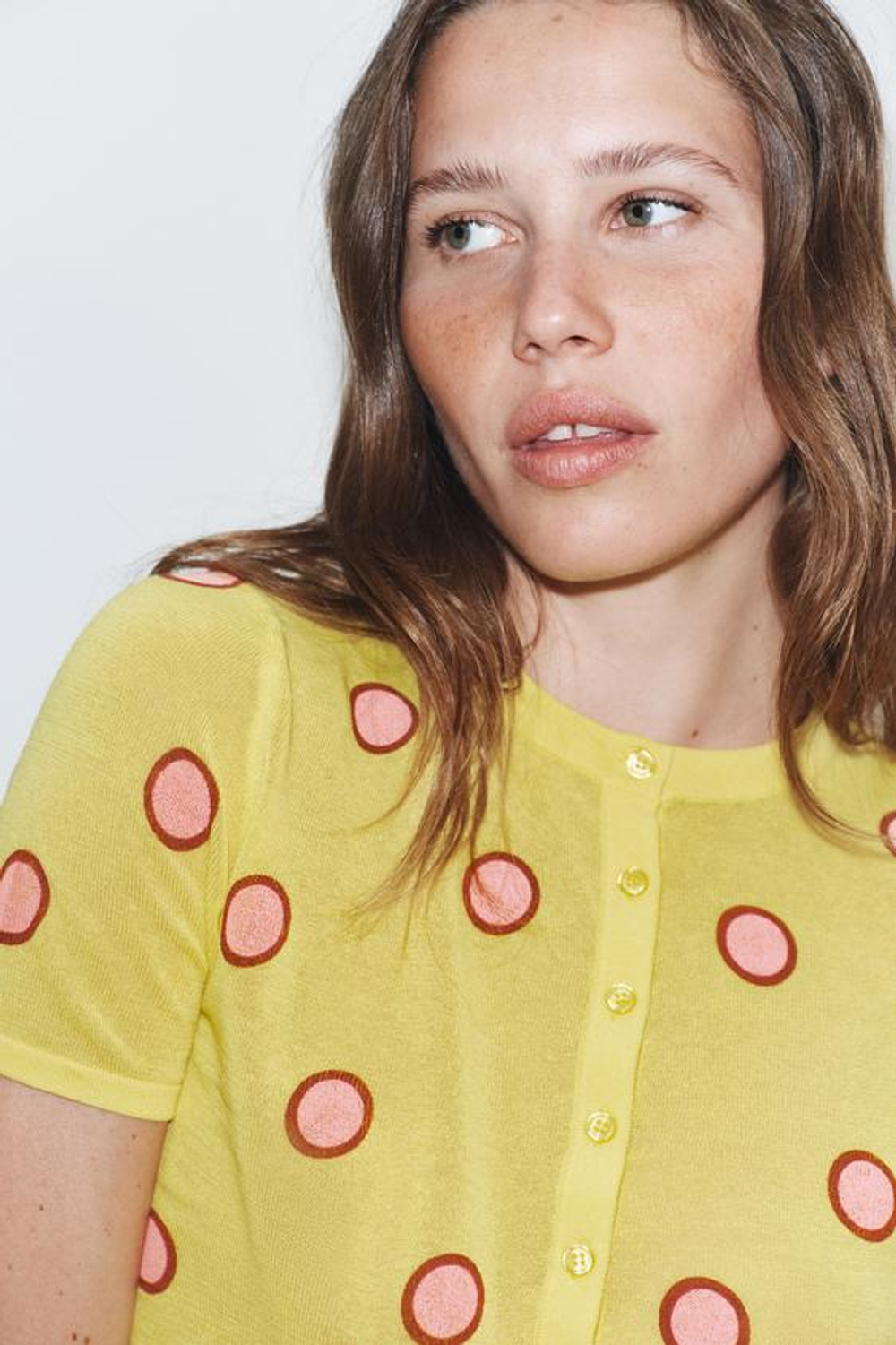 ZARA ЖАККАРДОВЫЙ КАРДИГАН С КОРОТКИМИ РУКАВАМИ, ЖЕЛТЫЙ