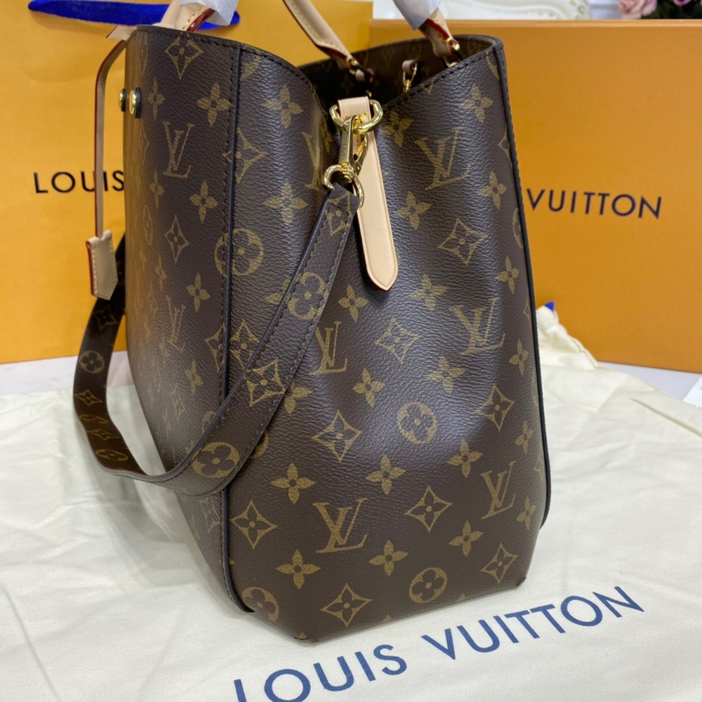 Louis Vuitton Montaigne GM