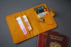 Обложка для паспорта и автодокументов (нат. кожа, цвет рыжий) EDC Shokuroff knives коготь