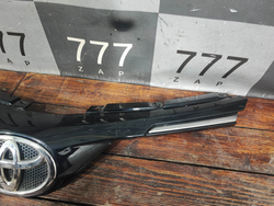 Решетка радиатора Toyota RAV4 IV (XA40) 15-19 Б/У Оригинал 5310142421