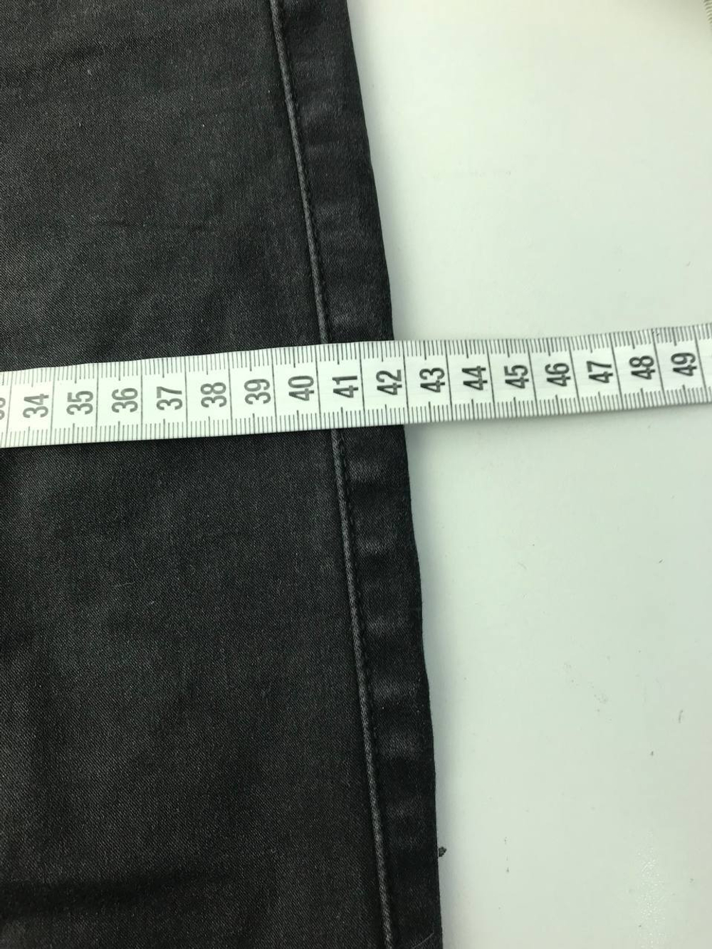 Джинсы Ostin темные 44 размер