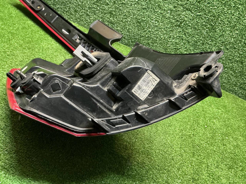 Фонарь правый Volvo XC90 2 (2014-н.в.)