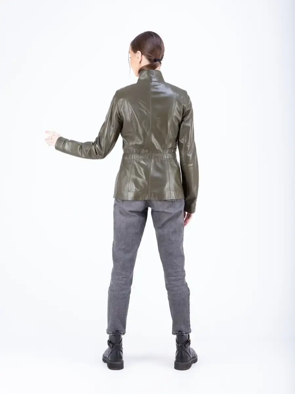 Куртка женская из натуральной кожи