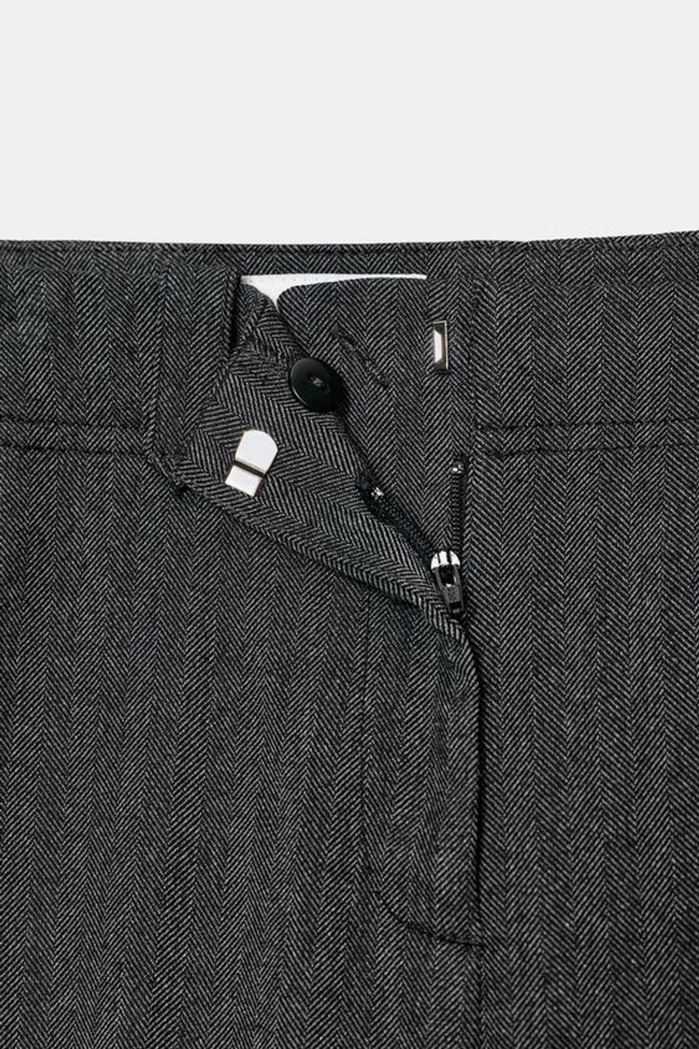 ZARA ПРЯМЫЕ БРЮКИ В ЕЛОЧКУ, ТЕМНО-СЕРЫЙ