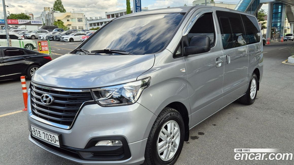 Hyundai The New Grand Starex Van 5인승 (12.2019)