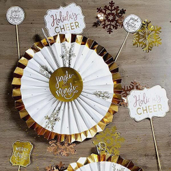 Декор сладкого стола Золотое Рождество