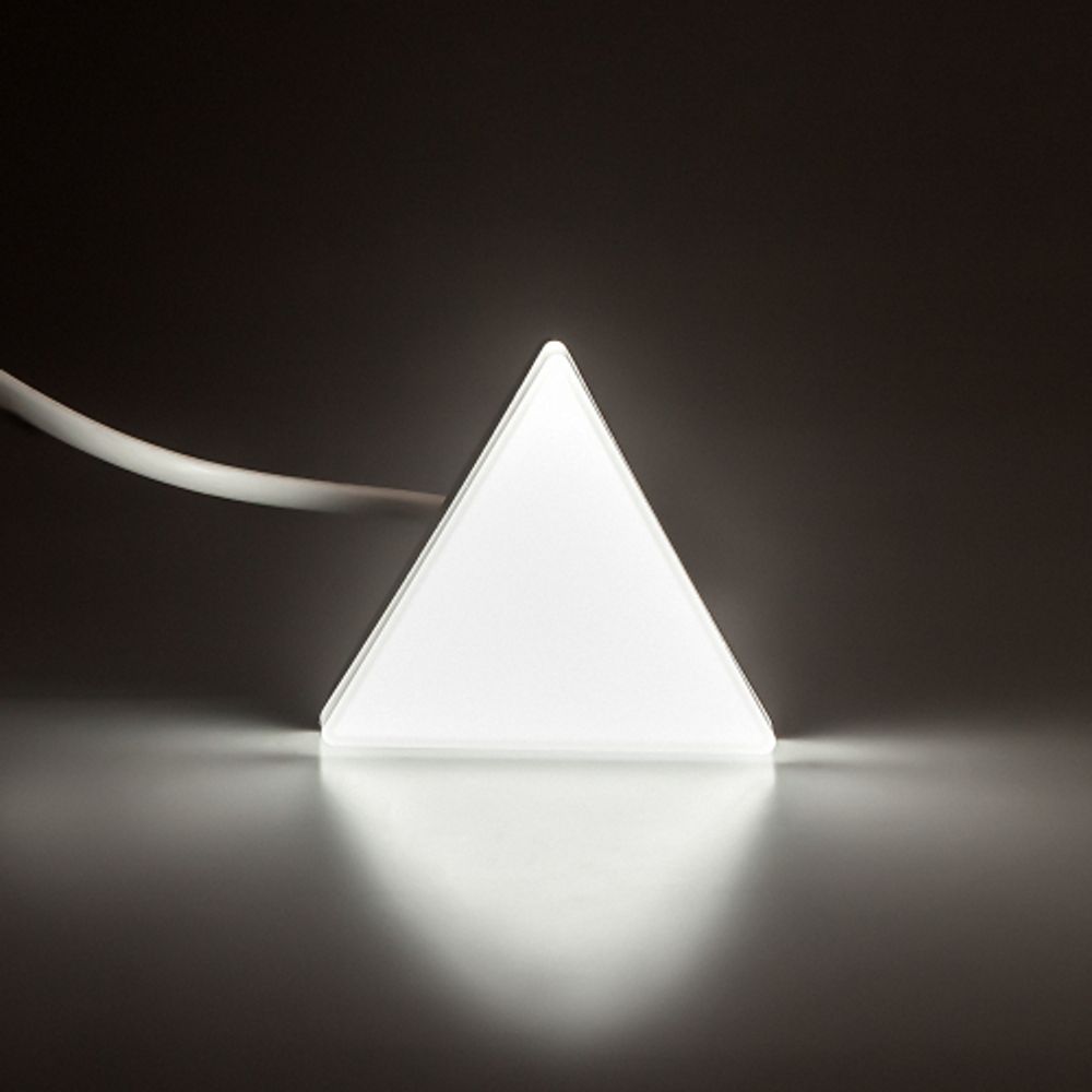 Модуль соединительный светодиодный ЭРА SML-AC-B-6K-03 для светильников SML 3Вт 6500K 270Лм треугольник черный | Светильники линейные для ритейла