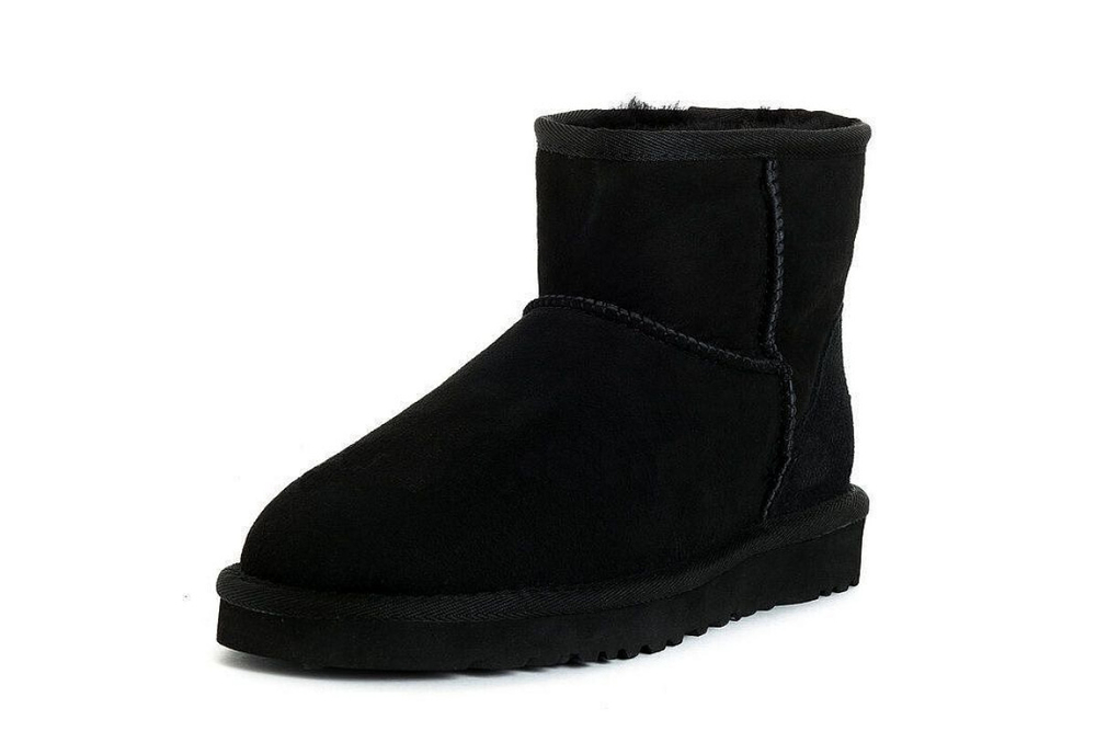 UGG Classic Mini II Black