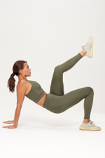 Легинсы с высокой талией