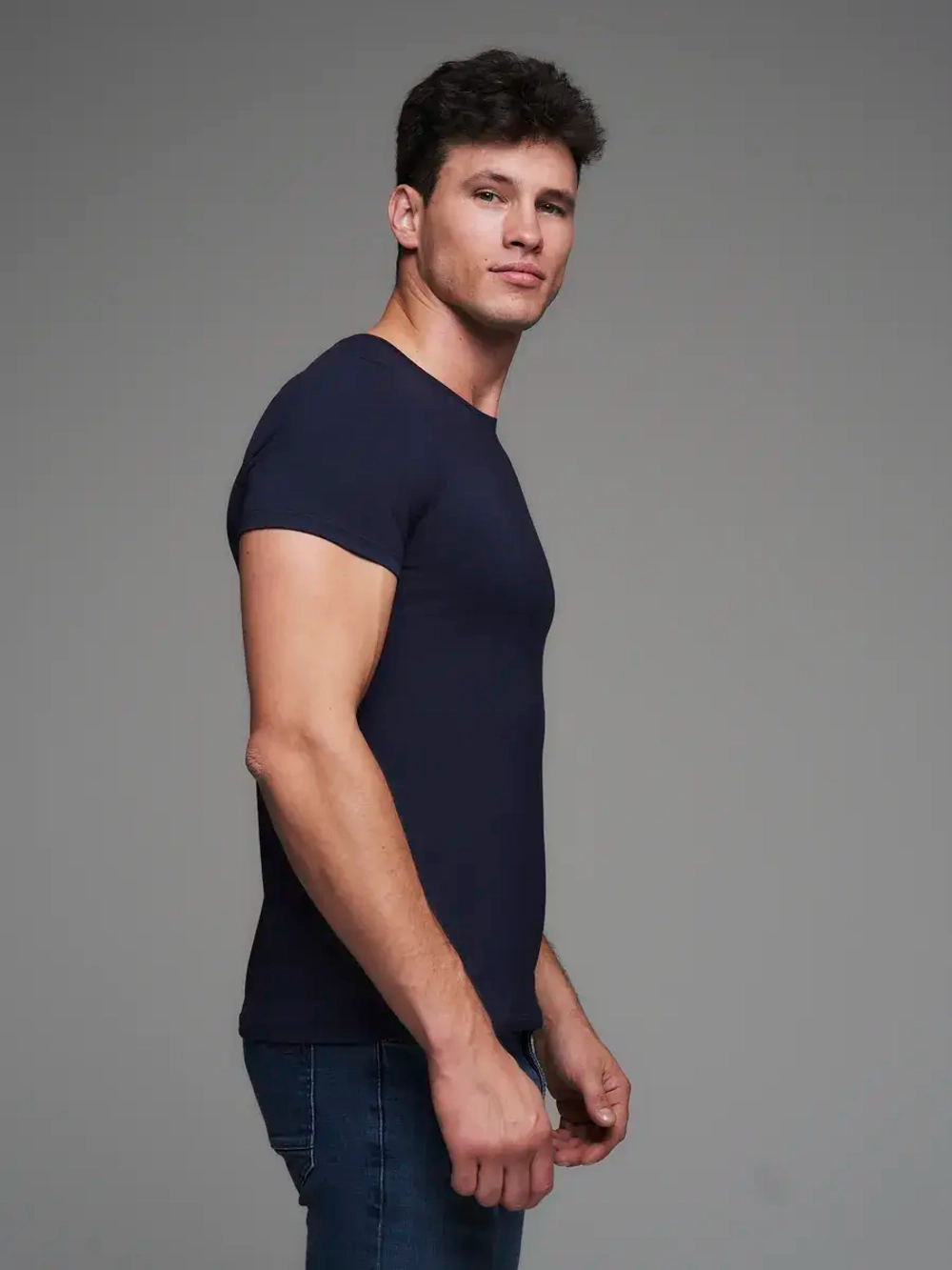 Футболка спортивная однотонная