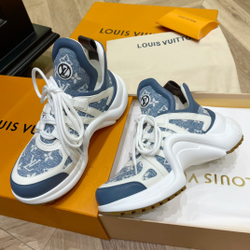 Louis Vuitton Archlight