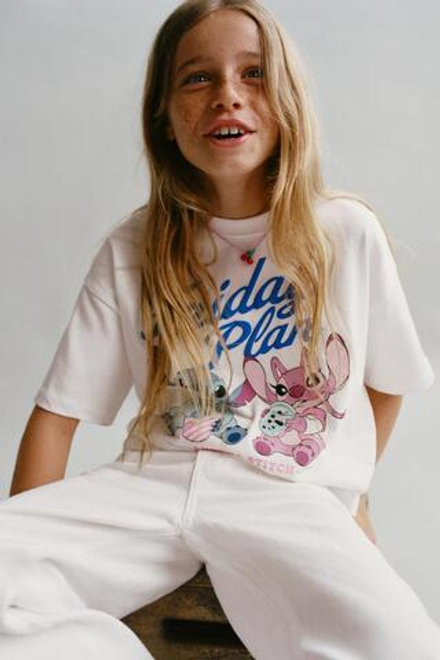 ZARA ФУТБОЛКА С ПРИНТОМ STITCH & ANGEL © DISNEY, БЕЛЫЙ