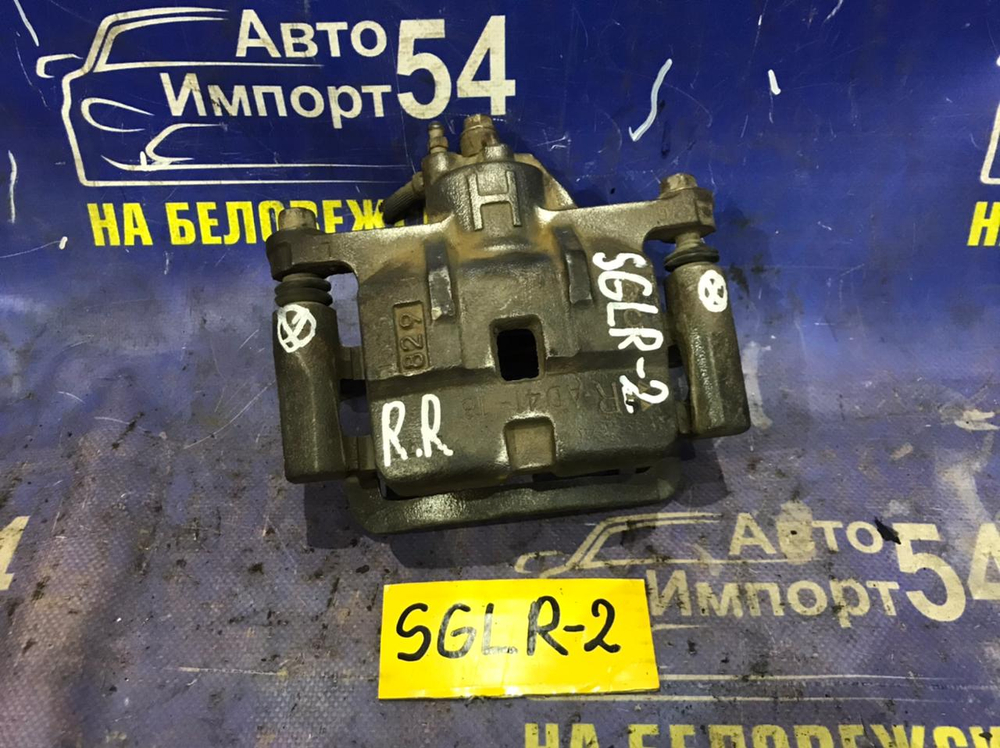 Суппорт тормозной задний правый MAZDA BONGO FRIENDEE 1998