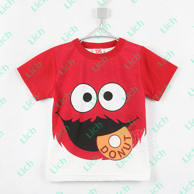 Футболка детская с принтом на груди и надписью на спине