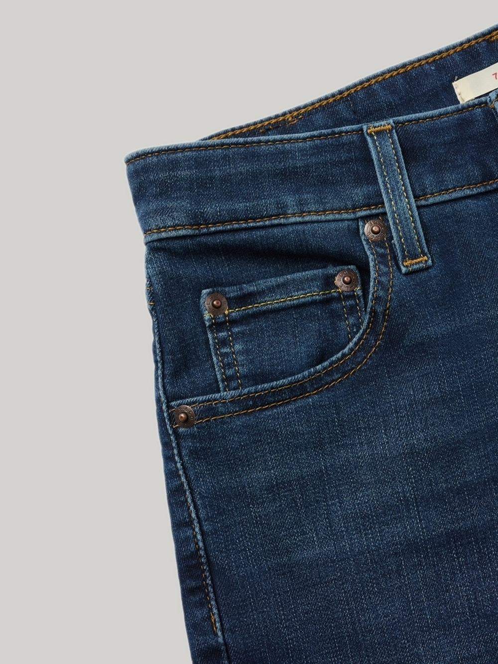 Женские джинсы клеш с завышенной талией Levi's 726 Flare A3410-0140