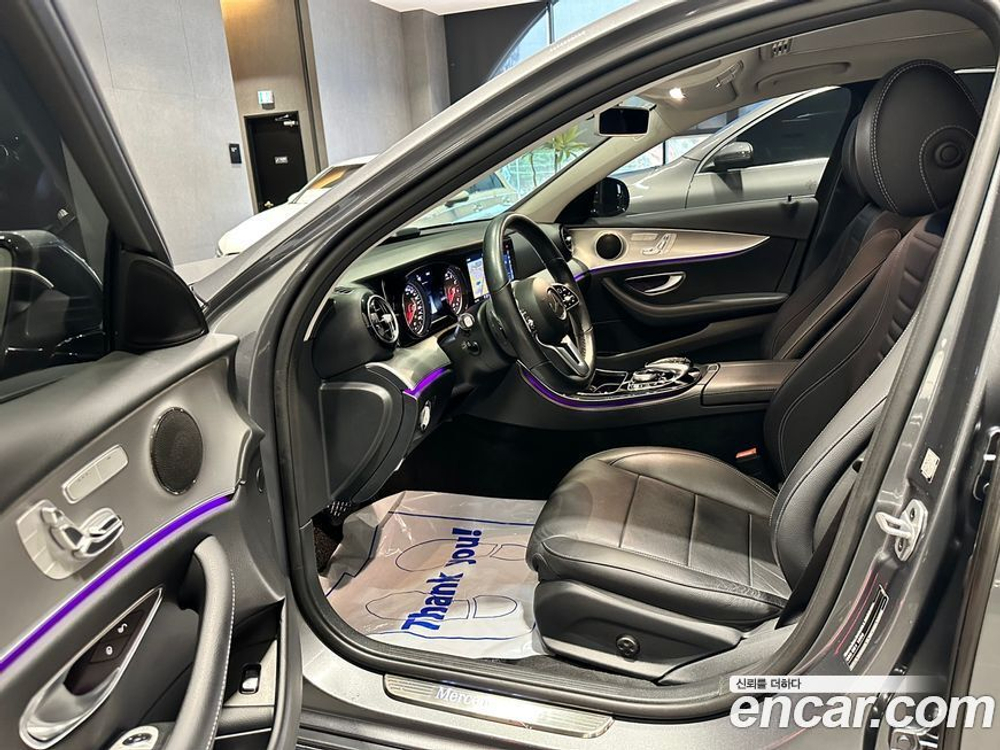Mercedes-Benz E-Class W213 E300 Avangarde (08.2019)