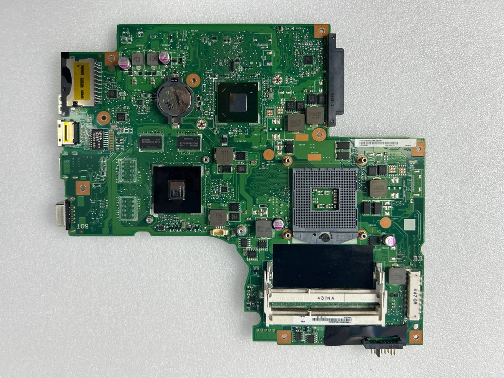 Материнская плата для ноутбука Lenovo IdeaPad G700 BAMBI W8S DIS HM70 GE 1G (90003226), оригинал