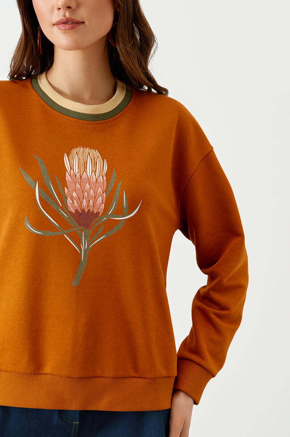 22714 Джемпер женский (кленовый лист)