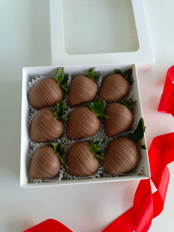 Клубника шоколаде " Молочная классика" S