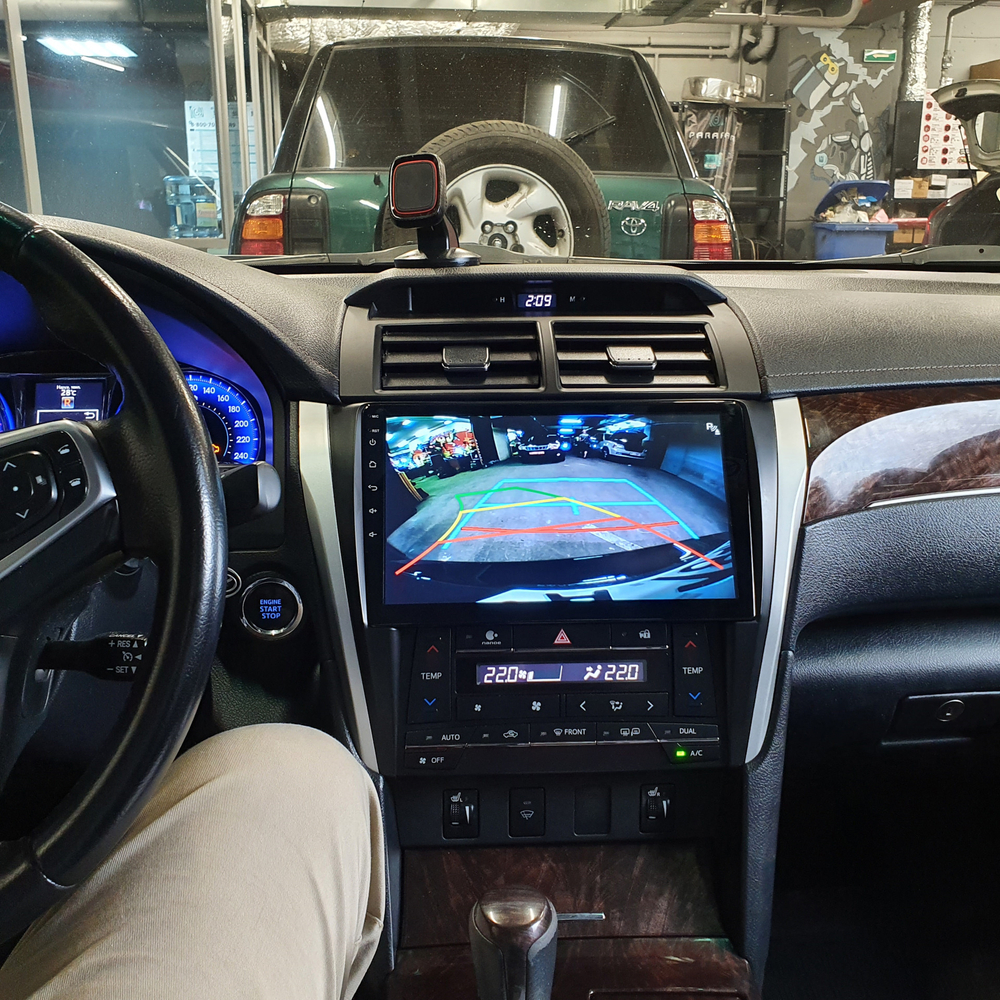 Магнитола для Toyota Camry 55 2014-2018 (рамка серебристо-черная) - Teyes SPRO+ Android 10, ТОП процессор, 4-64, SIM-слот