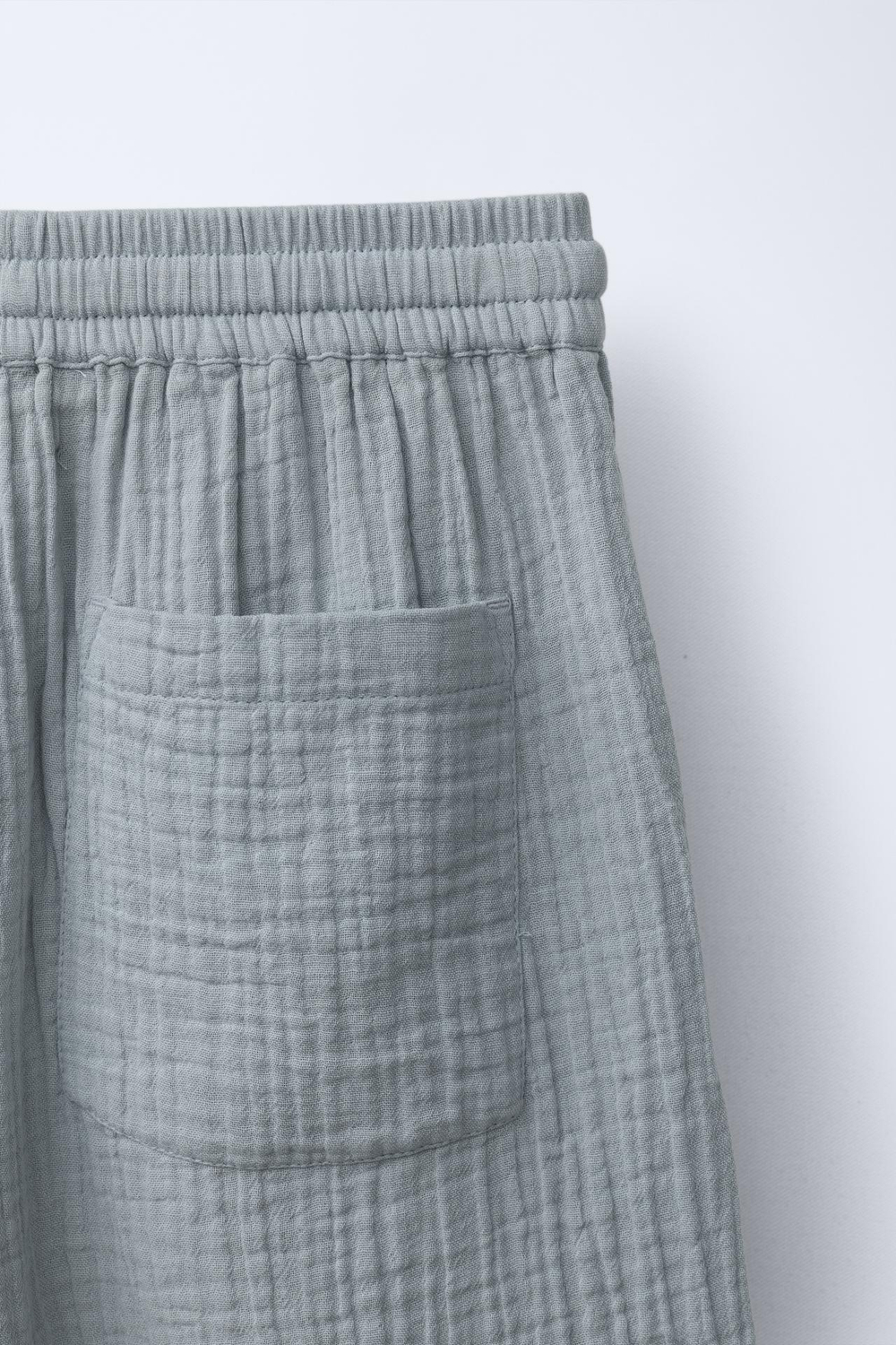 ZARA ШОРТЫ ИЗ РЕЛЬЕФНОЙ ТКАНИ, СЕРО-СИНИЙ
