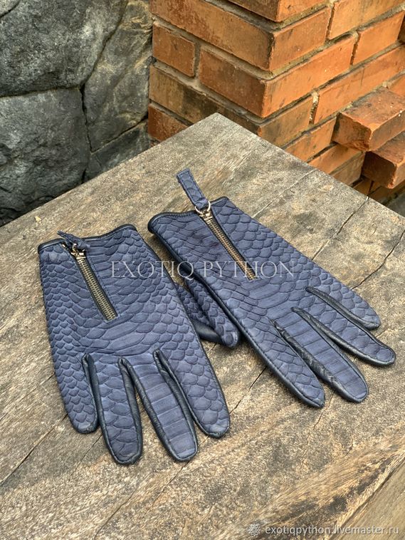 Перчатки из кожи питона AC-97