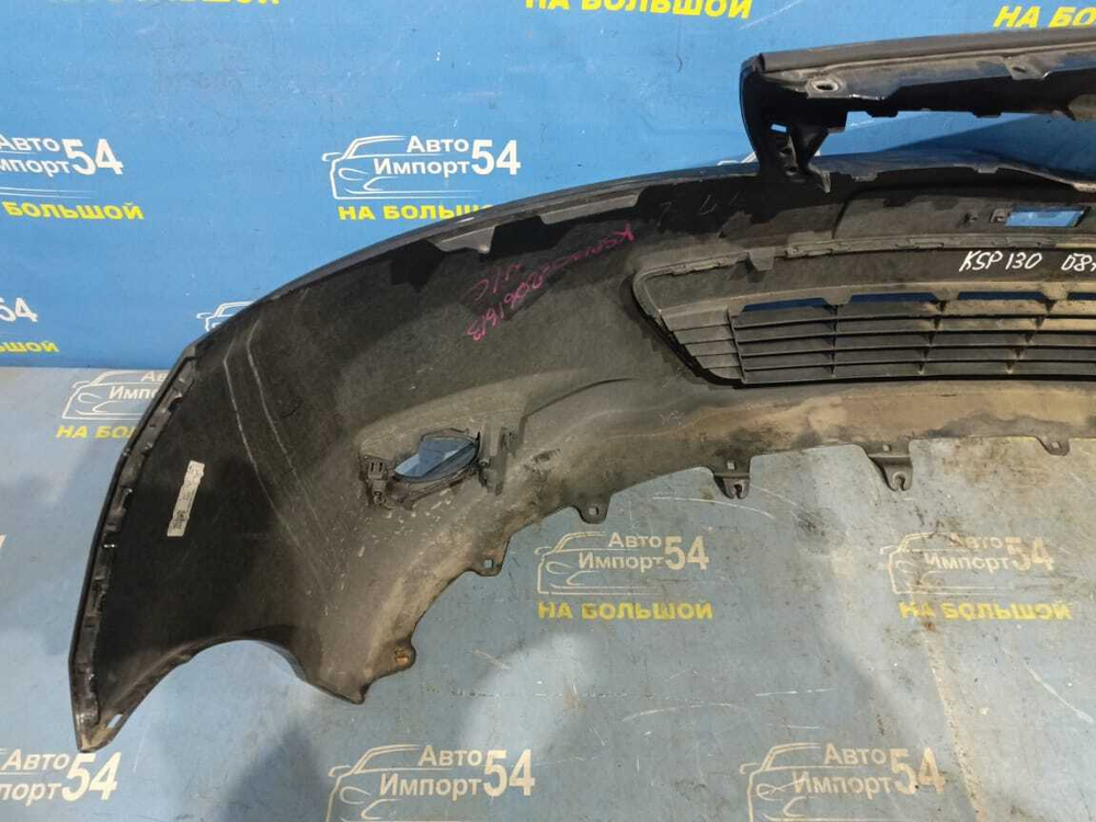 Бампер передний TOYOTA VITZ 2010-2014